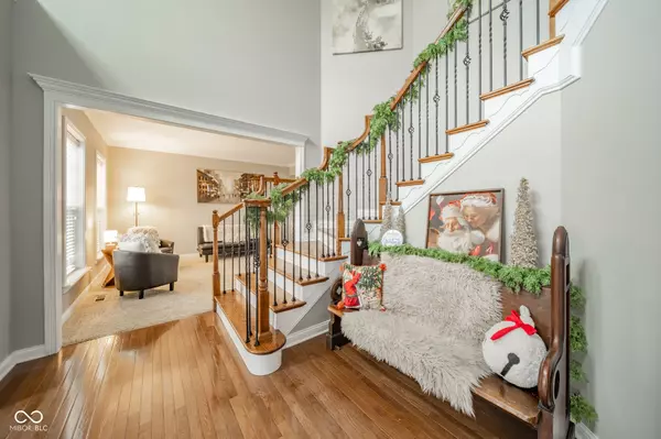 Fishers, IN 46040,10555 Serra Vista PT