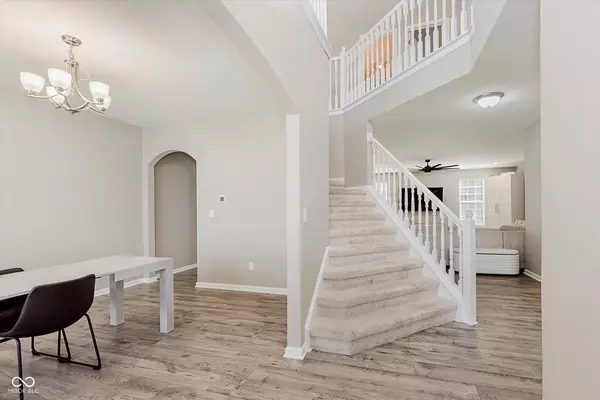 Avon, IN 46123,1715 Foudray CIR S