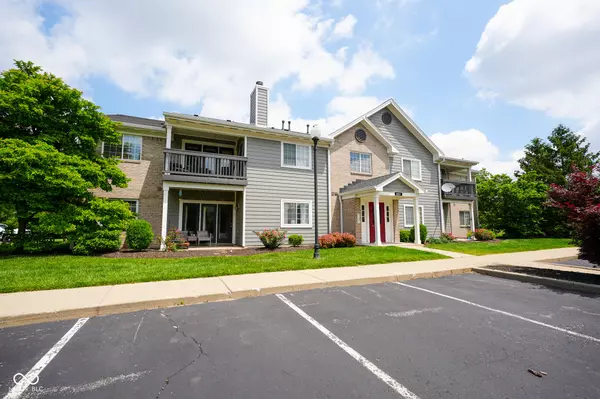 Carmel, IN 46032,207 Keats CT #102