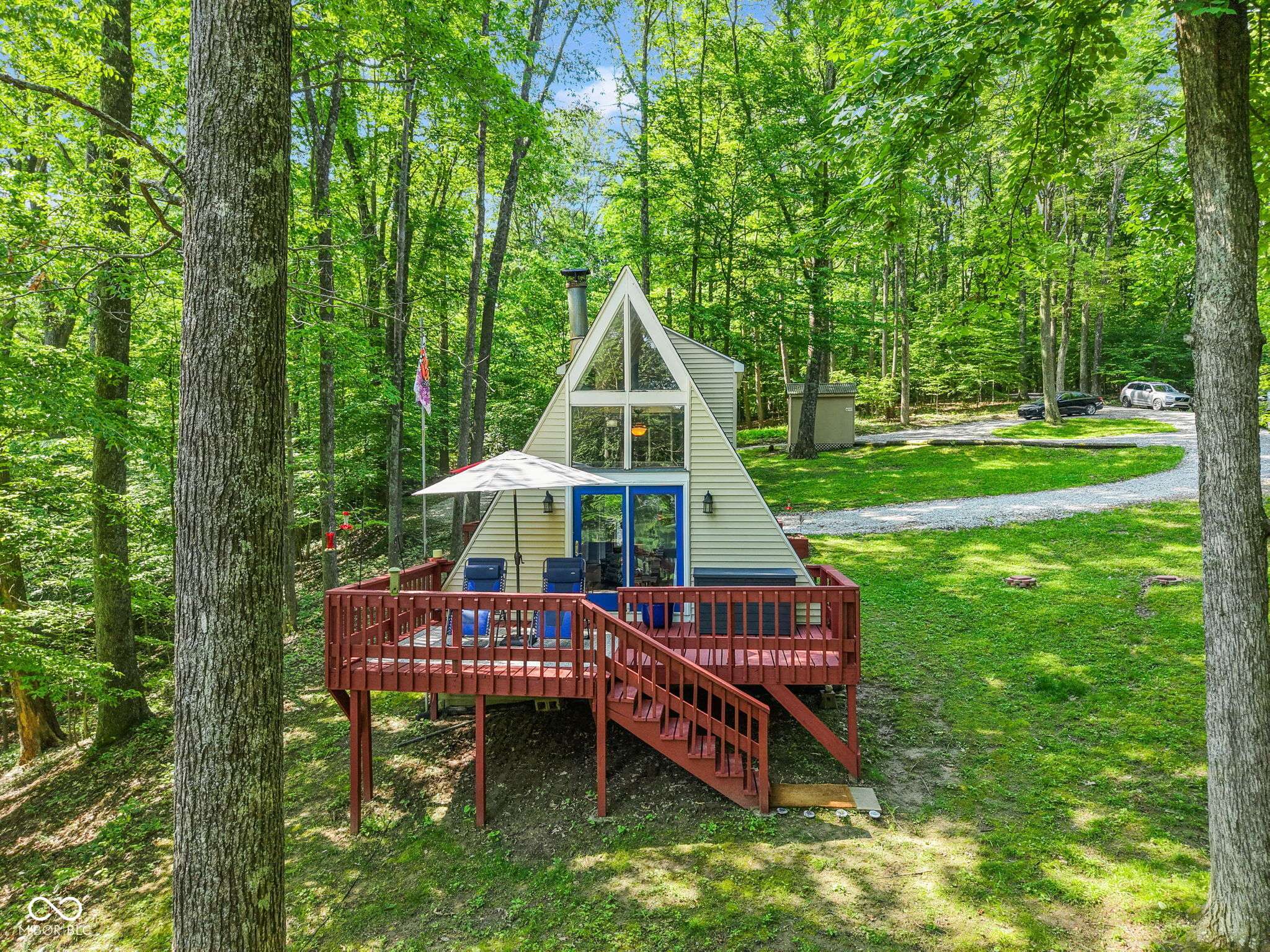 1413 N Lost Lake RD, Columbus, IN 47201