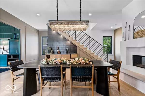 Carmel, IN 46032,631 1st AVE NW