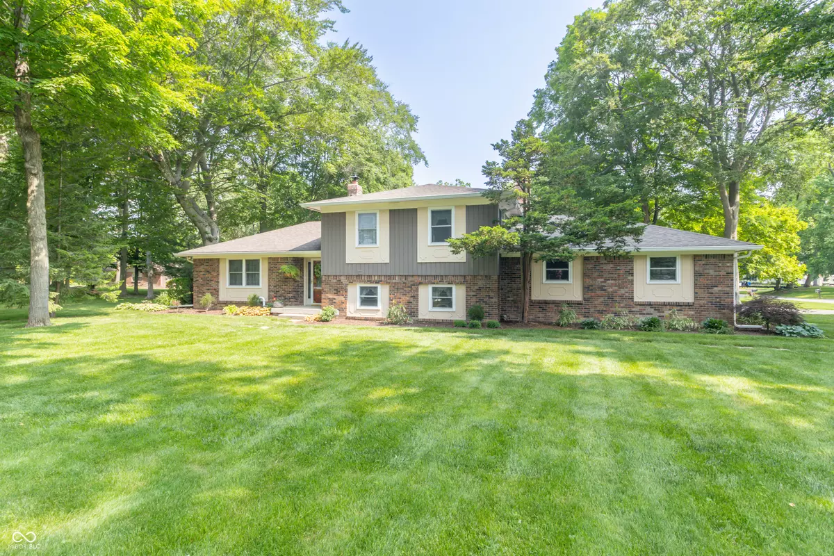 Indianapolis, IN 46126,12014 Briar Way Center DR