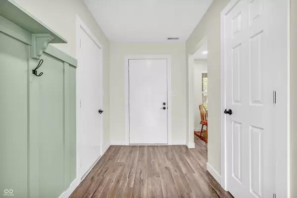 Indianapolis, IN 46221,6853 Kellum DR