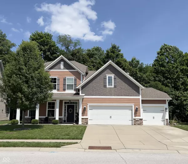737 Bracknell DR, Avon, IN 46123