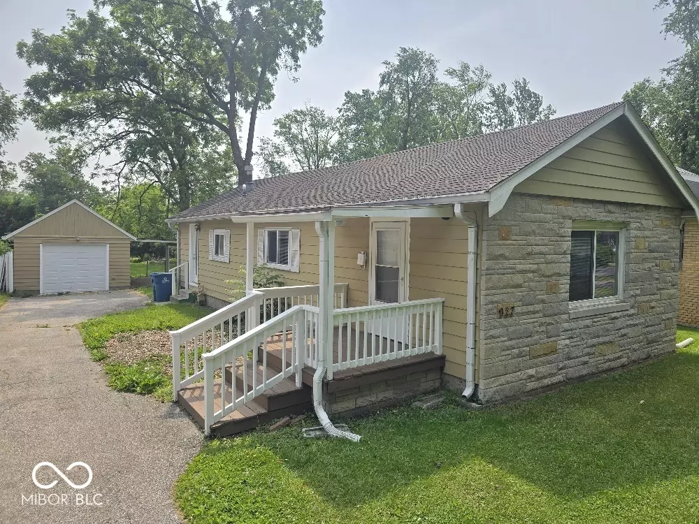 Indianapolis, IN 46219,927 Cecil AVE