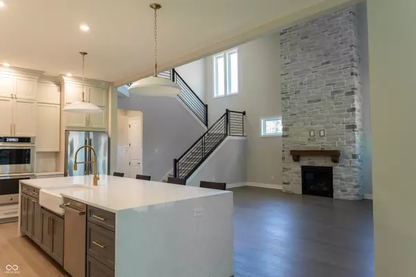 Westfield, IN 46074,21025 Thornborough DR