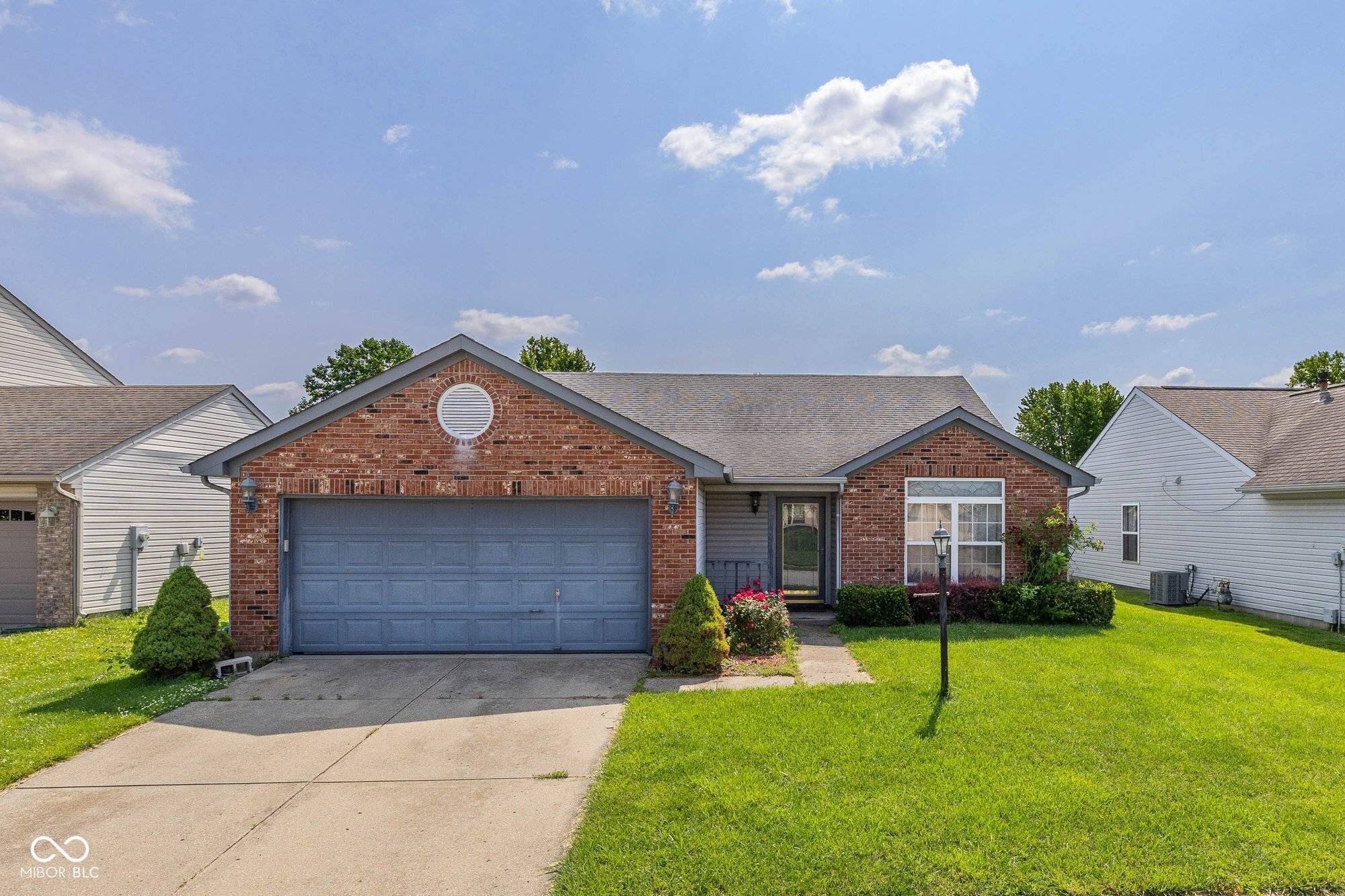 1547 Millridge DR, Greenwood, IN 46143