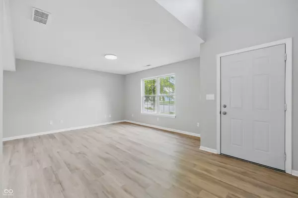 Avon, IN 46123,9949 Nightsong LN