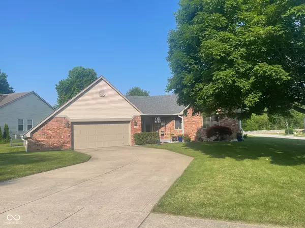 1165 Tewksbury CT, Mooresville, IN 46158