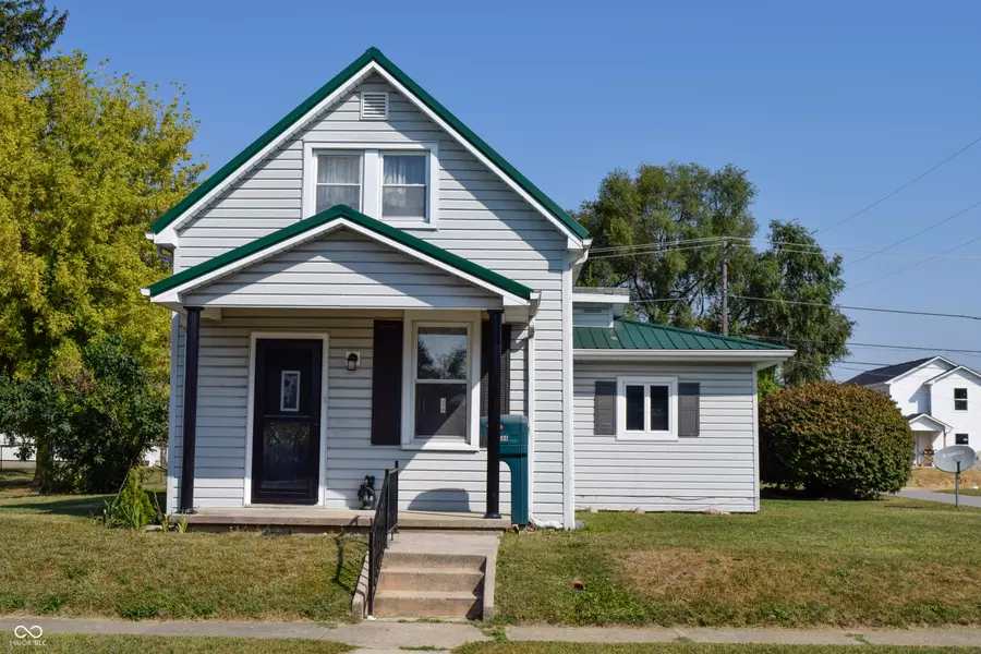 2334 S B ST, Elwood, IN 46036