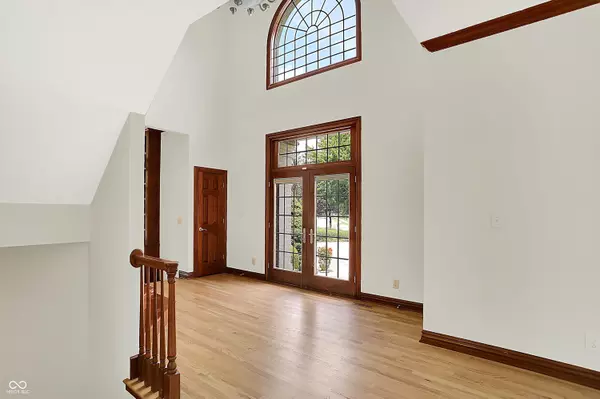 Carmel, IN 46032,3831 Steeplechase DR