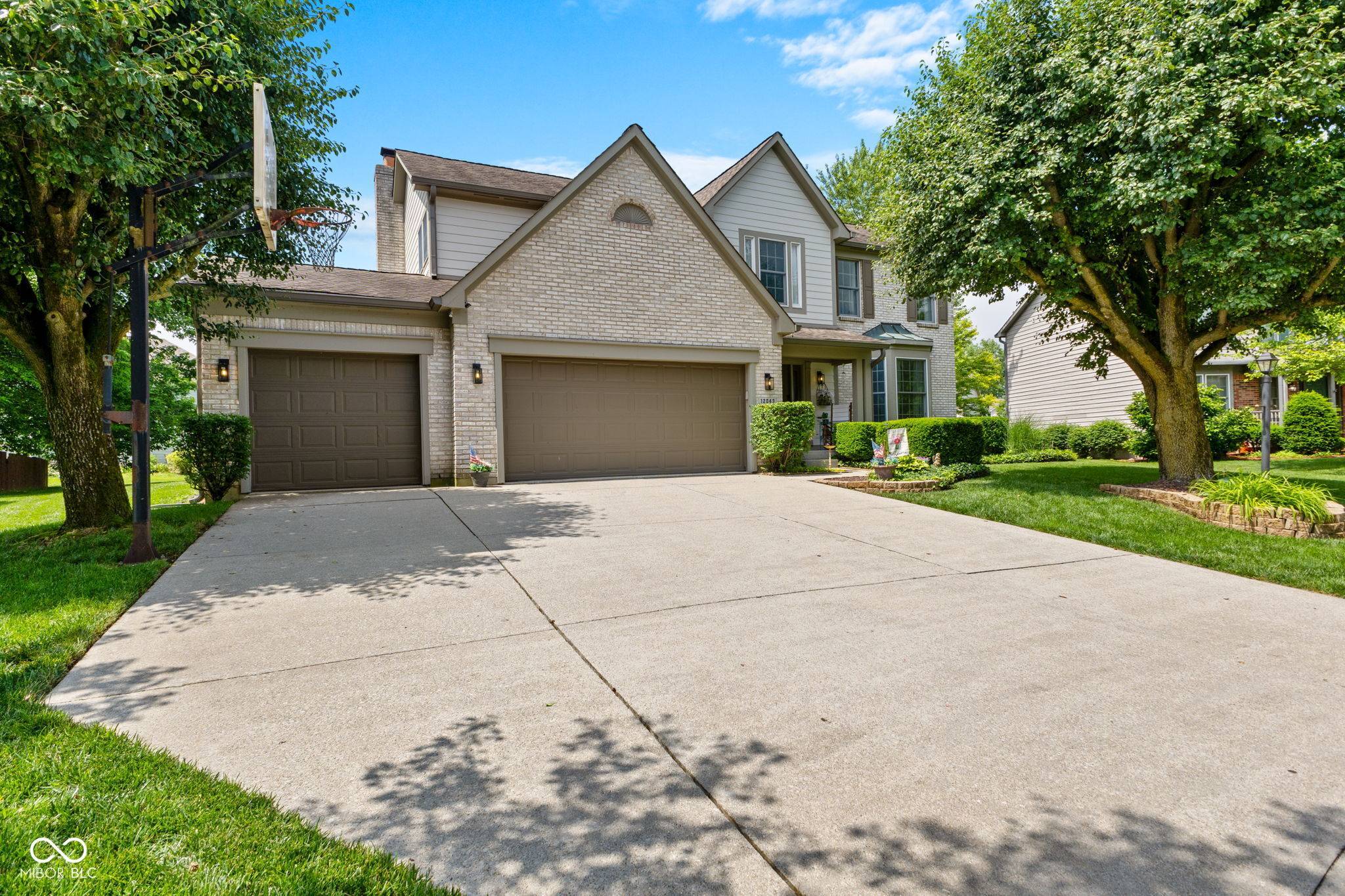 Indianapolis, IN 46236,12043 Searay DR