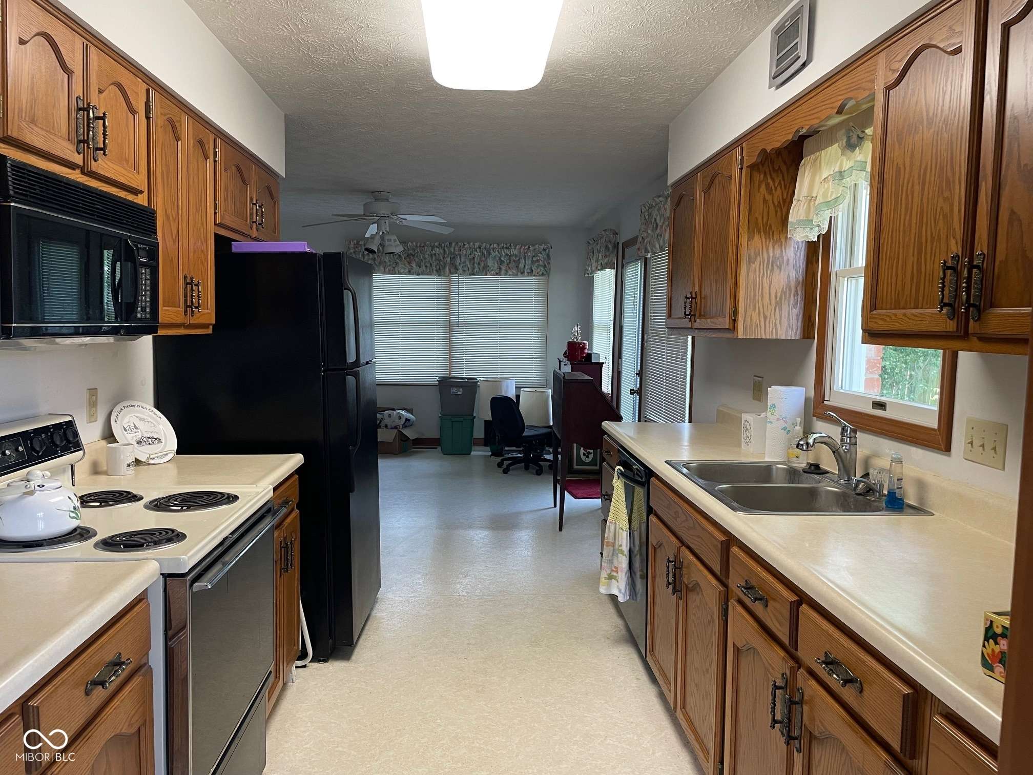 Brownsburg, IN 46112,806 S Jefferson ST