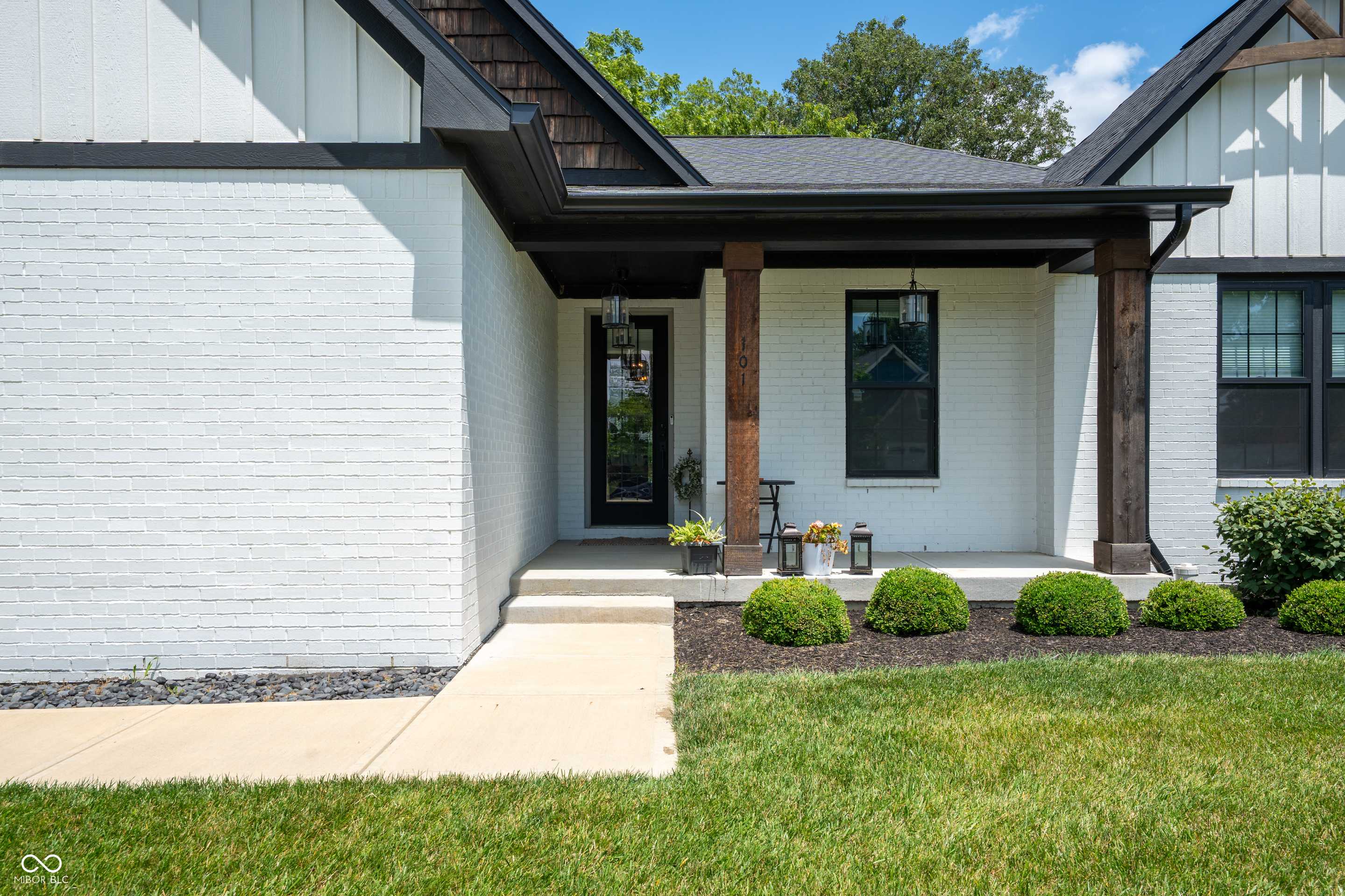 Fortville, IN 46040,101 Saundra DR