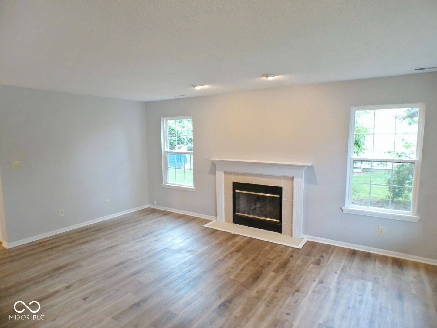 Indianapolis, IN 46221,6412 Cradle River DR