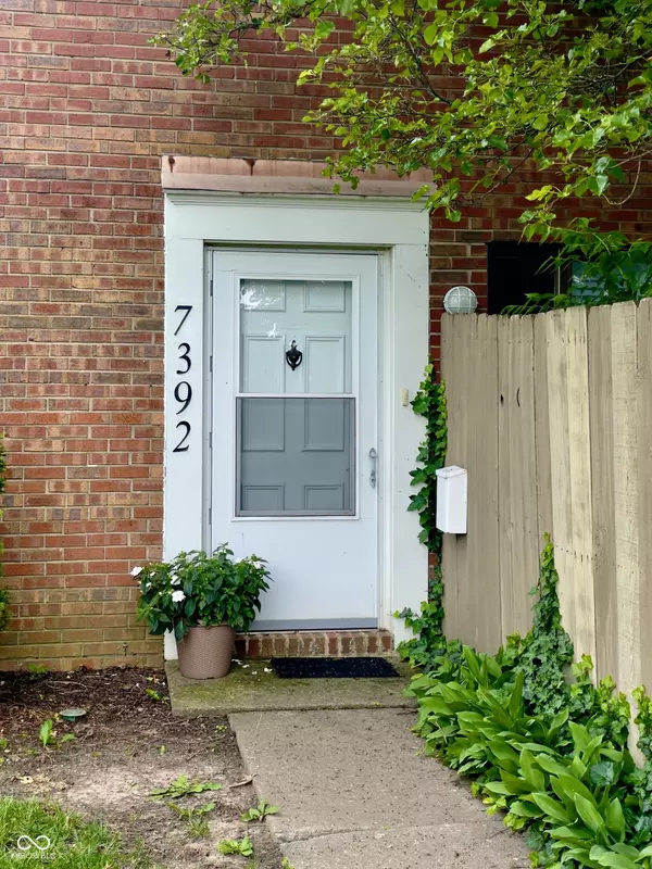 Indianapolis, IN 46217,7392 S Meridian ST