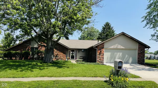 1008 Whispering TRL, Greenfield, IN 46140