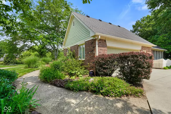 Greenwood, IN 46143,6118 Deerwood DR