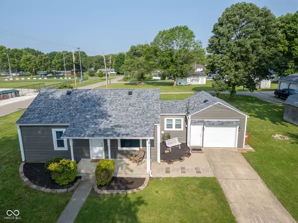 Veedersburg, IN 47987,900 N College ST N