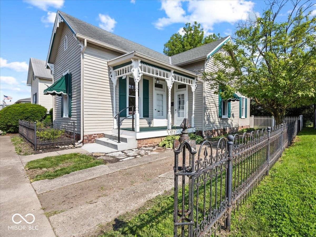 Shelbyville, IN 46176,146 E Broadway ST