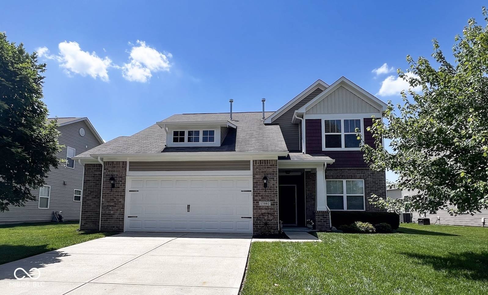 13992 Wynngate LN, Fishers, IN 46038
