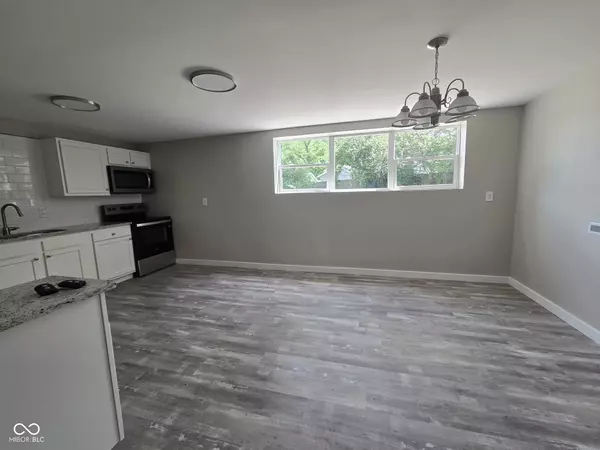 Terre Haute, IN 47802,1901 E Buena Vista DR