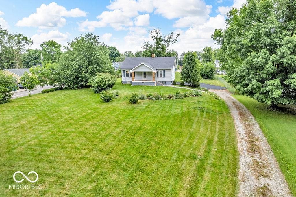 1130 E 105th ST, Carmel, IN 46280