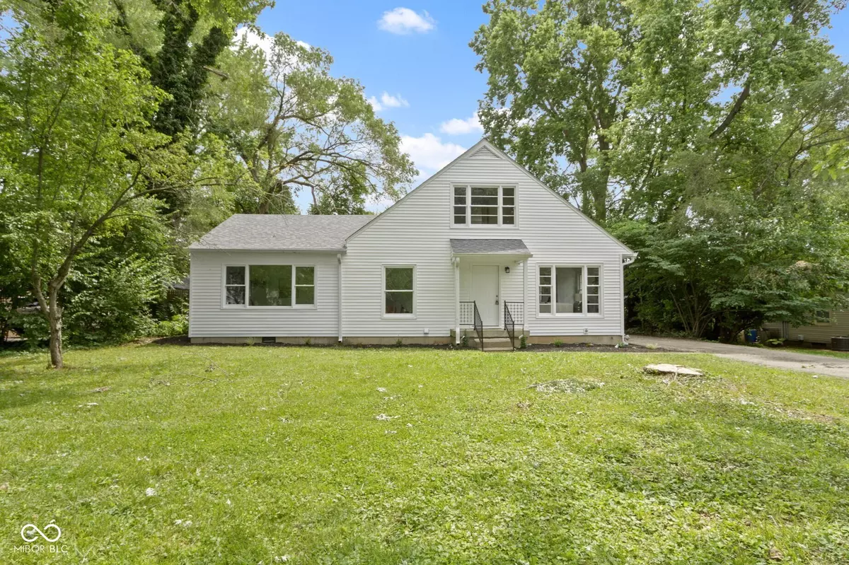 Indianapolis, IN 46220,6833 Evanston AVE