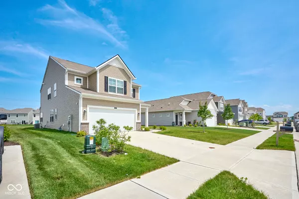 Indianapolis, IN 46237,5115 Triple Crown WAY