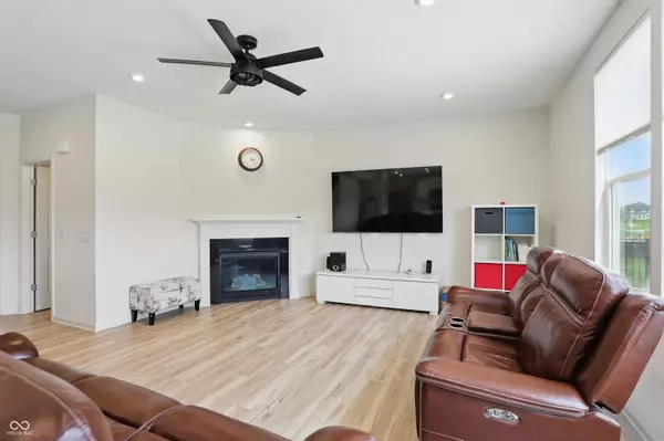 Westfield, IN 46074,633 Cowley DR