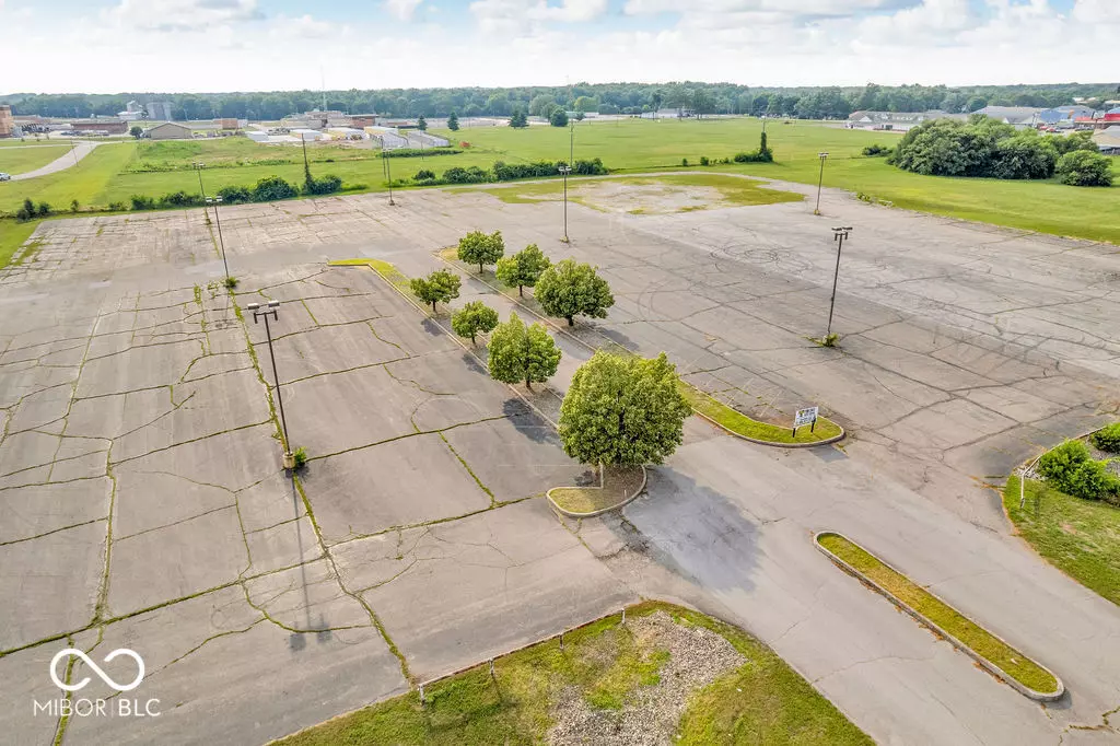Terre Haute, IN 47802,3131 S 3rd PL