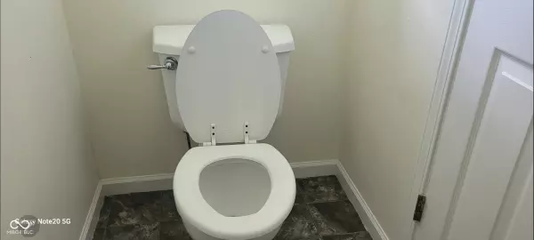 Indianapolis, IN 46231,403 Bagley LN