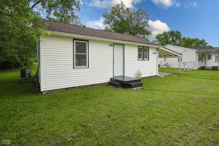 523 Patterson RD, Columbus, IN 47203