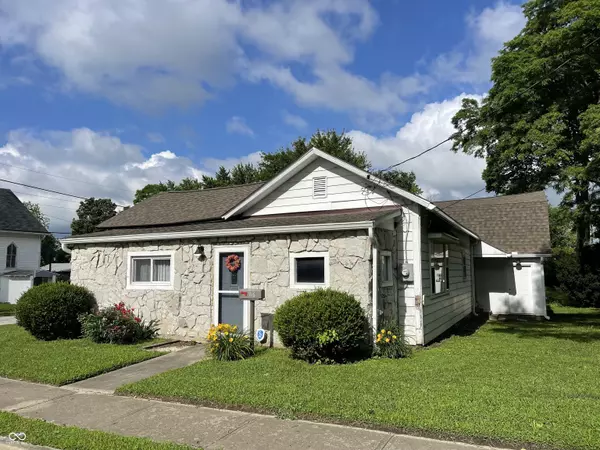716 S Crown ST, Greencastle, IN 46135