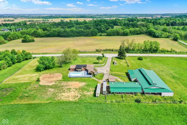 7165 W State Road 252 RD W, Edinburgh, IN 46124