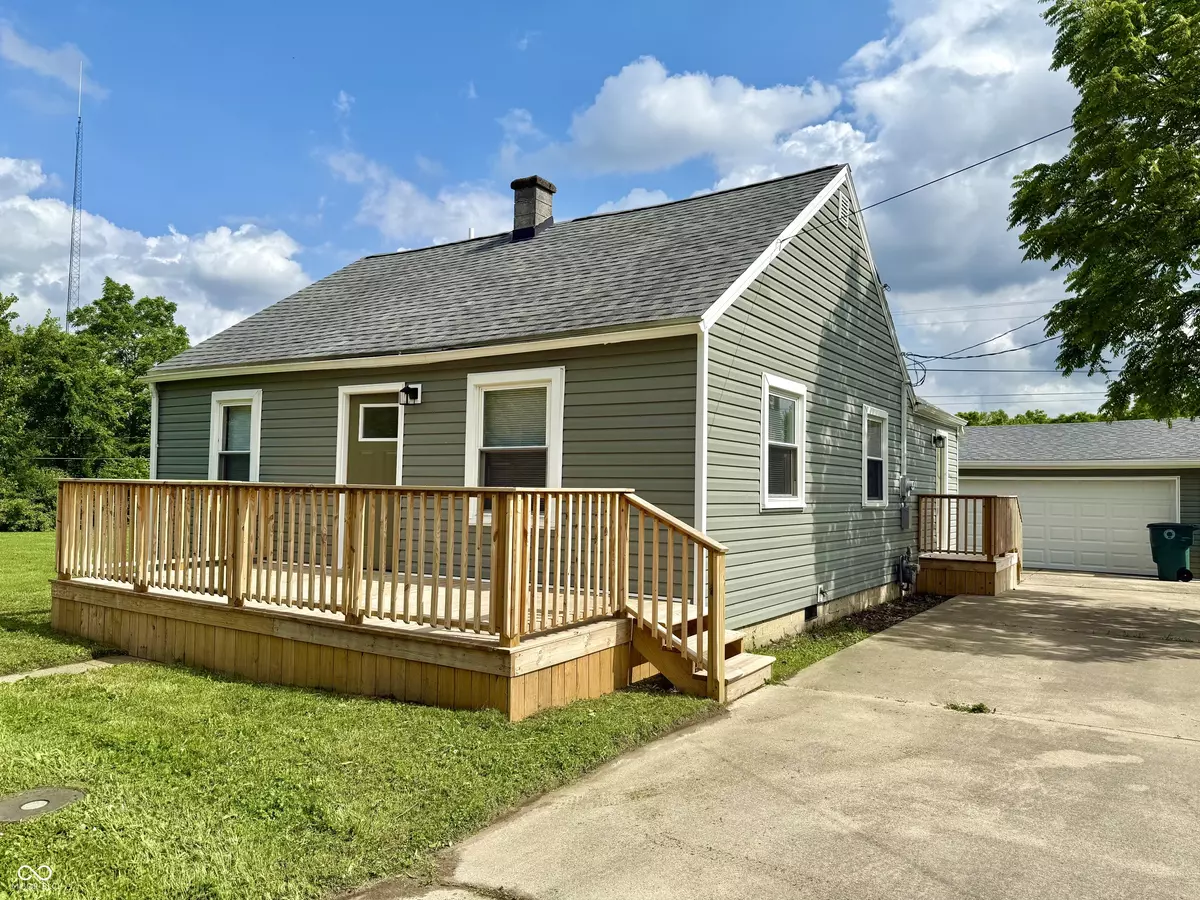 Muncie, IN 47303,405 E Cowing DR