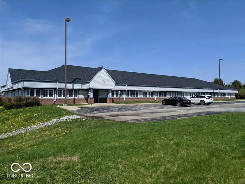 140 E 53rd ST, Anderson, IN 46013