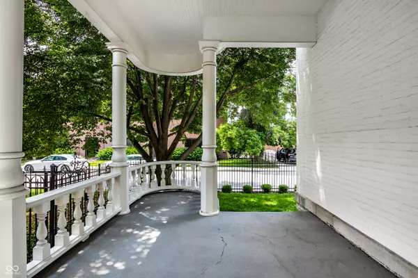 Indianapolis, IN 46202,214 E St Joseph ST