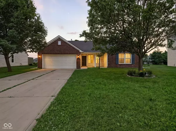 Greenwood, IN 46143,1702 Juniper LN