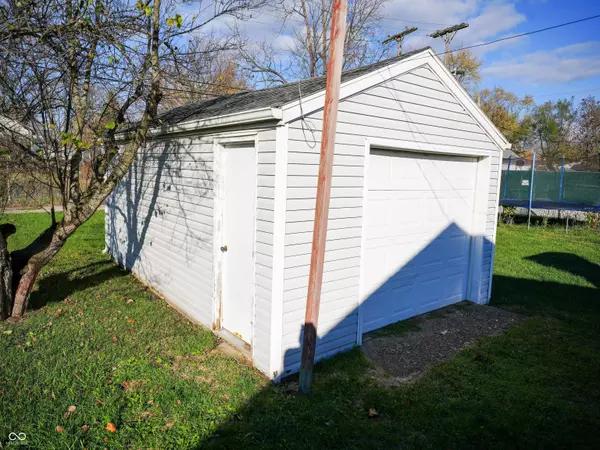 New Castle, IN 47362,2518 Spring ST