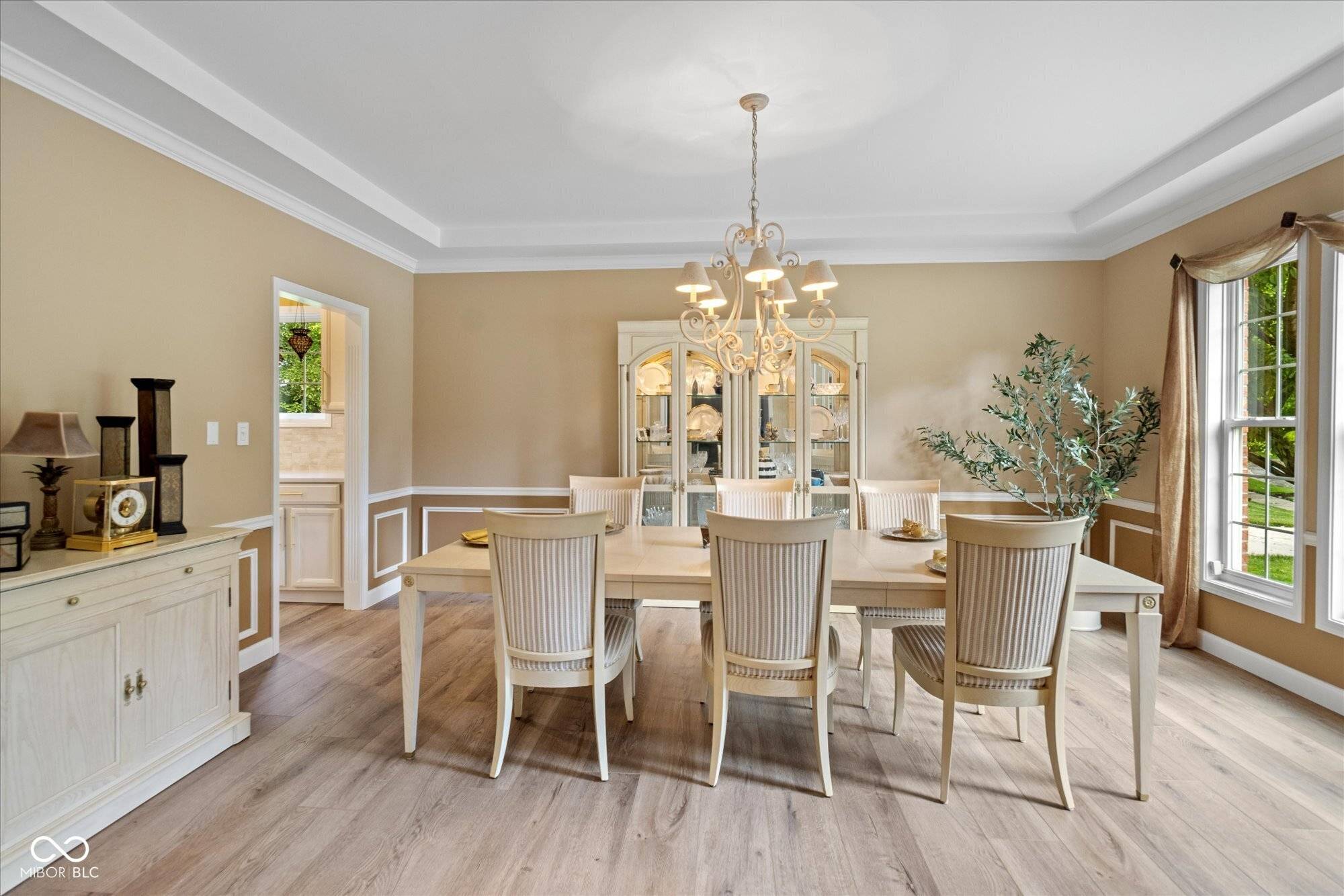 Carmel, IN 46033,5997 Hollythorn PL