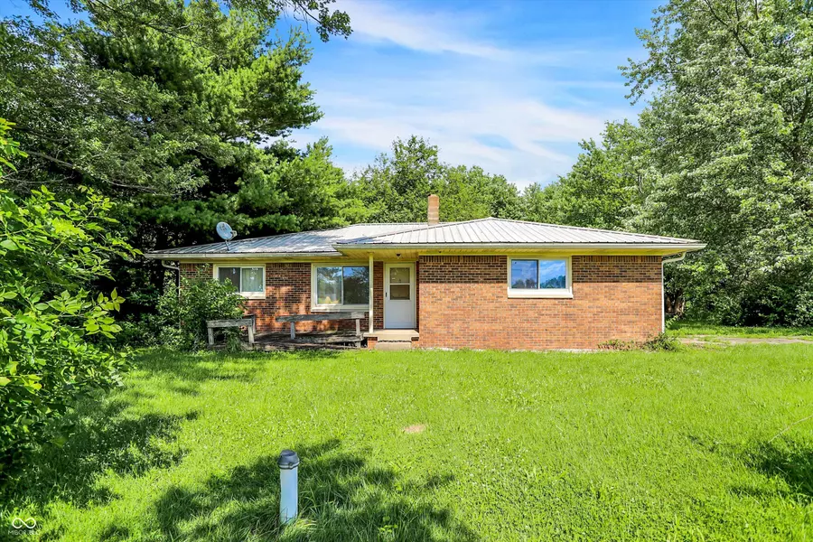 10159 Hodge RD, Clayton, IN 46118