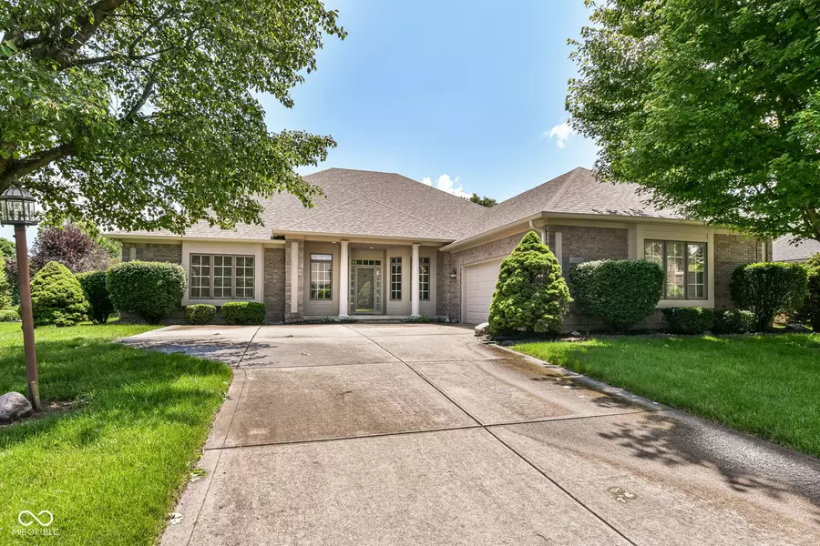 10005 Southwind DR, Indianapolis, IN 46256