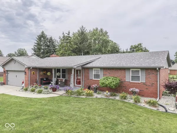 Greenwood, IN 46142,784 S Restin RD