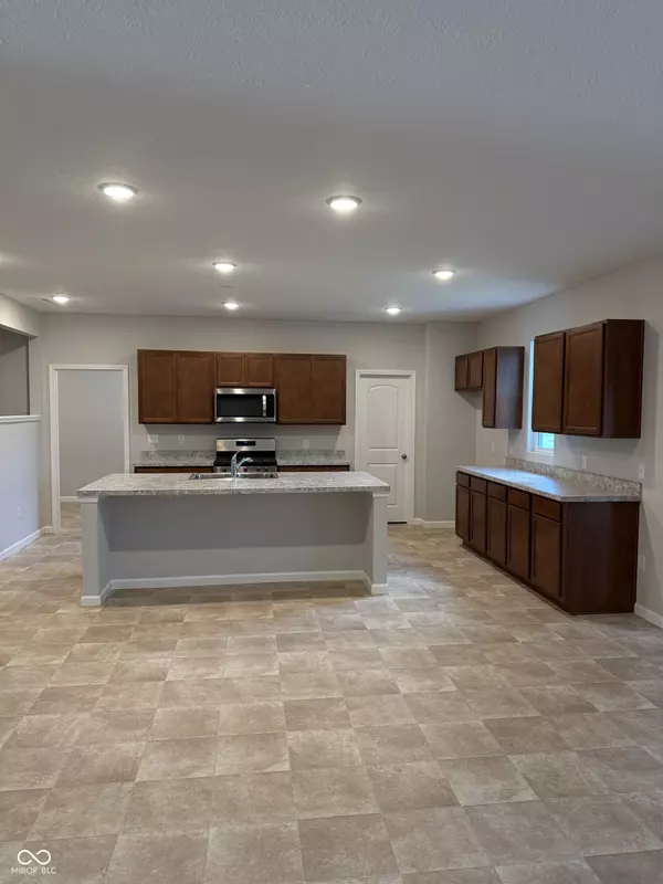 Avon, IN 46123,614 Corbin WAY