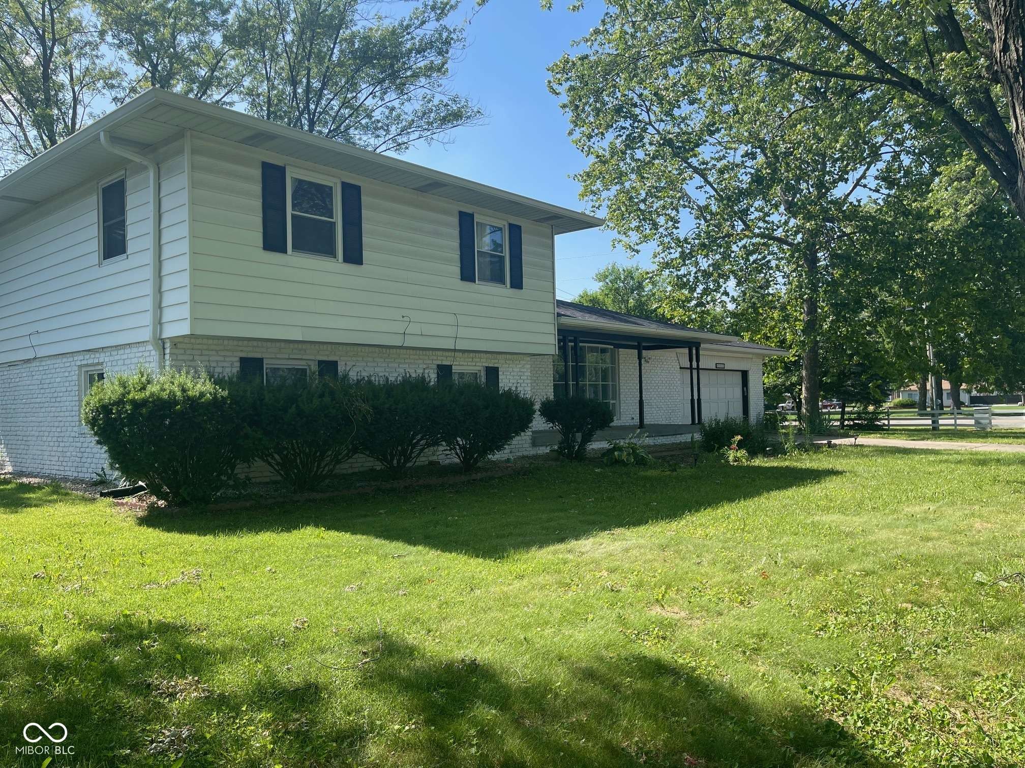 Indianapolis, IN 46227,8008 Cherington DR