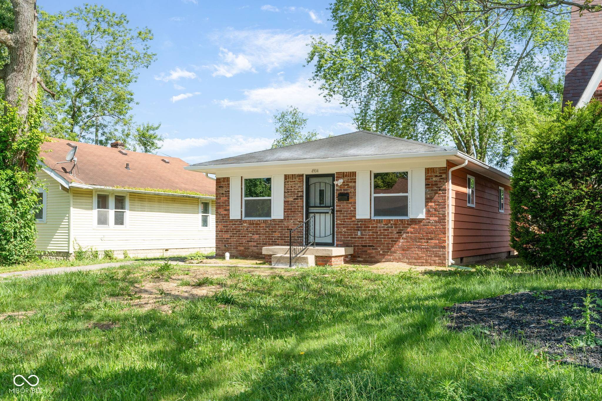 4904 E 14th ST, Indianapolis, IN 46201