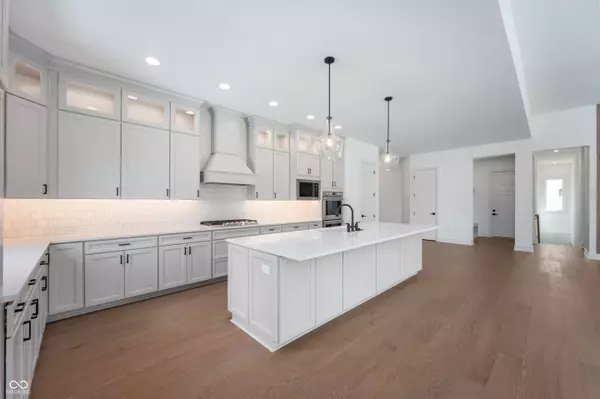 Westfield, IN 46074,19832 Chatsworth BLVD