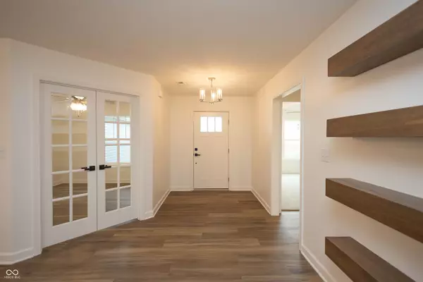 Lafayette, IN 47905,4373 Dockside DR