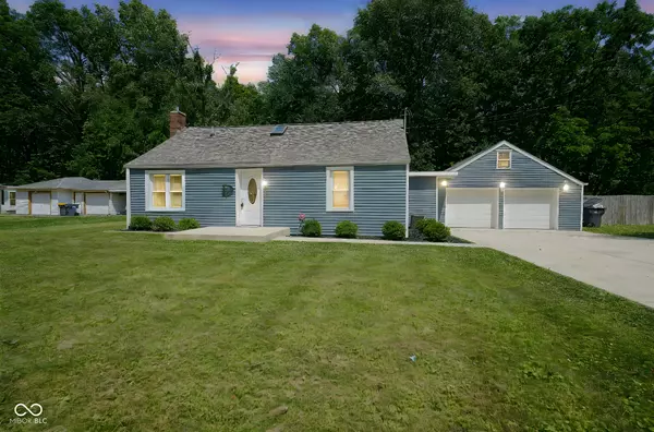 Anderson, IN 46013,5902 Oak LN